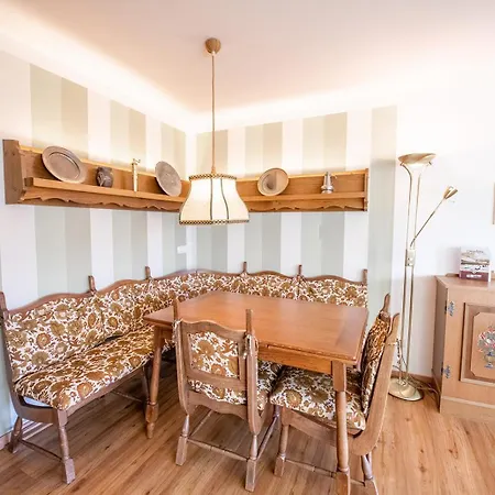 Apartament Kreidl 37 *